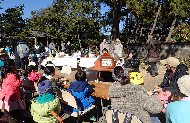 あさいちで上演されている紙芝居