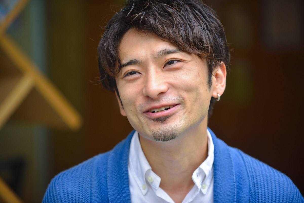 安田祐輔-近影4