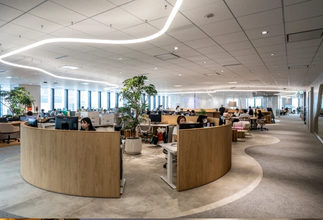 自社ラボオフィスでの研究