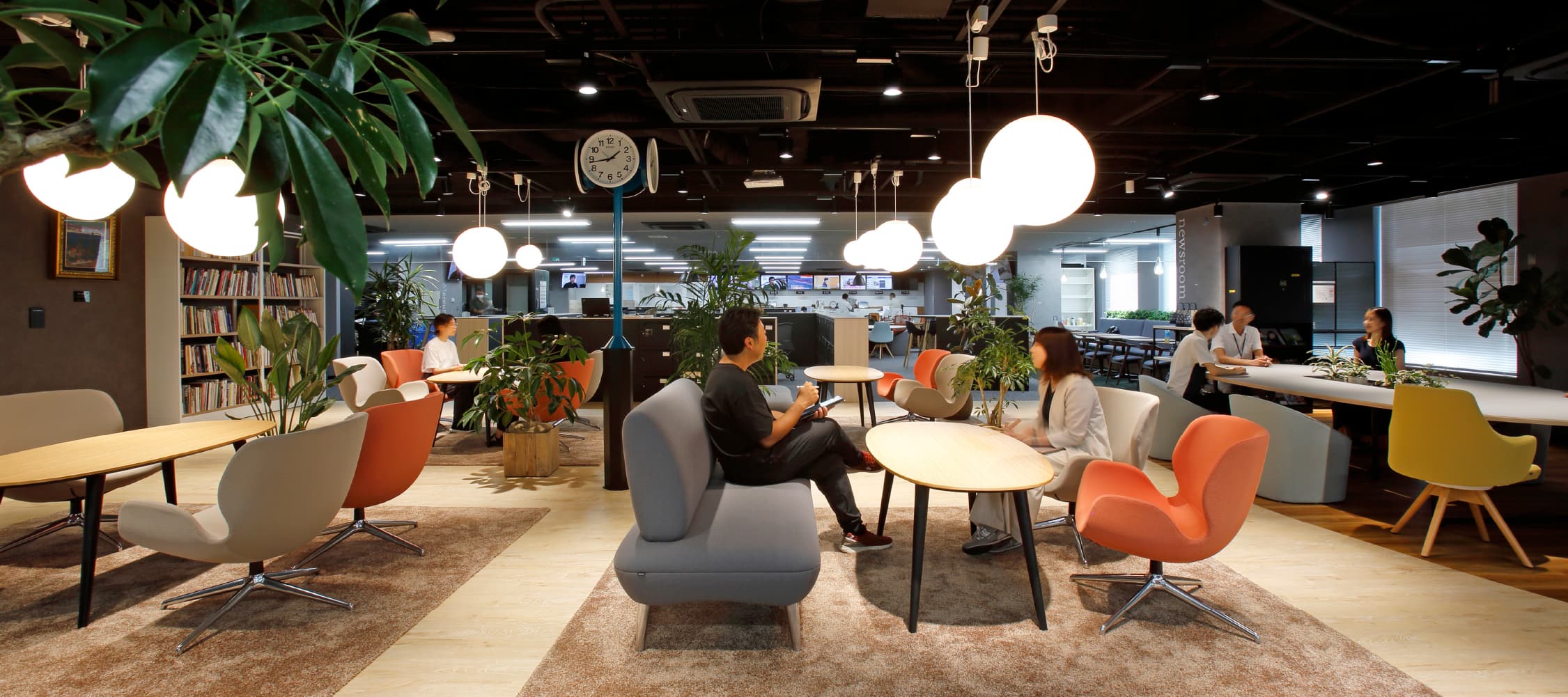 株式会社朝日新聞社様の事例 | Design Stories / デザインストーリーズ｜株式会社オカムラ