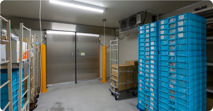 店舗併設型冷蔵倉庫